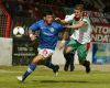GLENTORAN_VS_LINFIELD_(23)~4.JPG
